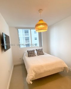 Comprar apartamento no Sail at Brickell 1504