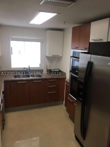 Comprar apartamento no Sail at Brickell 1504
