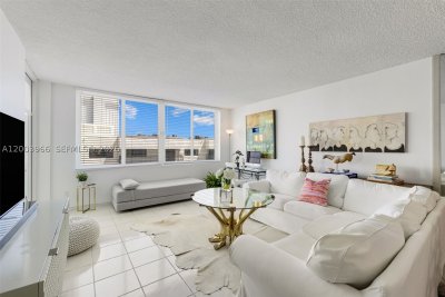 Comprar apartamento no Carriage House Miami Beach 611