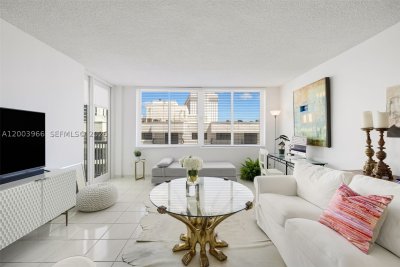 Comprar apartamento no Carriage House Miami Beach 611