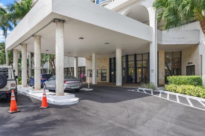Comprar apartamento en Hallmark of Hollywood 301