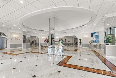 Comprar apartamento en Hallmark of Hollywood 301