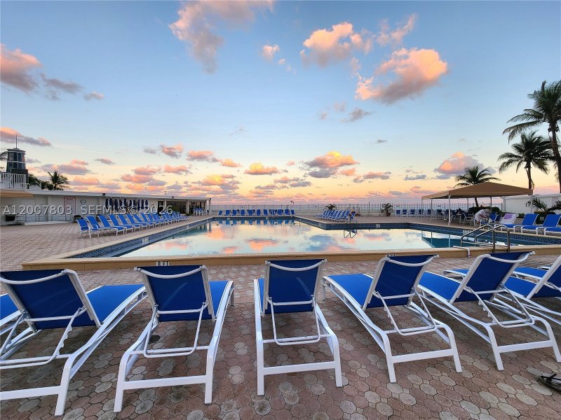 Apartment for rent at Alexander Towers 1103