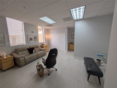 Comprar apartamento no Ponce Tower 410