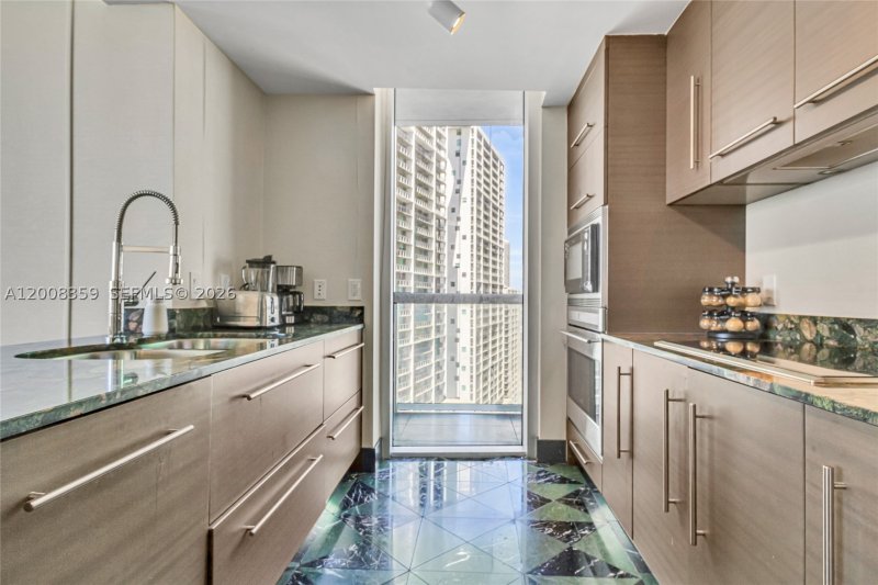 Comprar apartamento en Icon Brickell Viceroy 2508