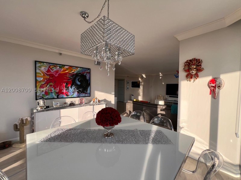 Condo for sale at Mystic Pointe 500 1605