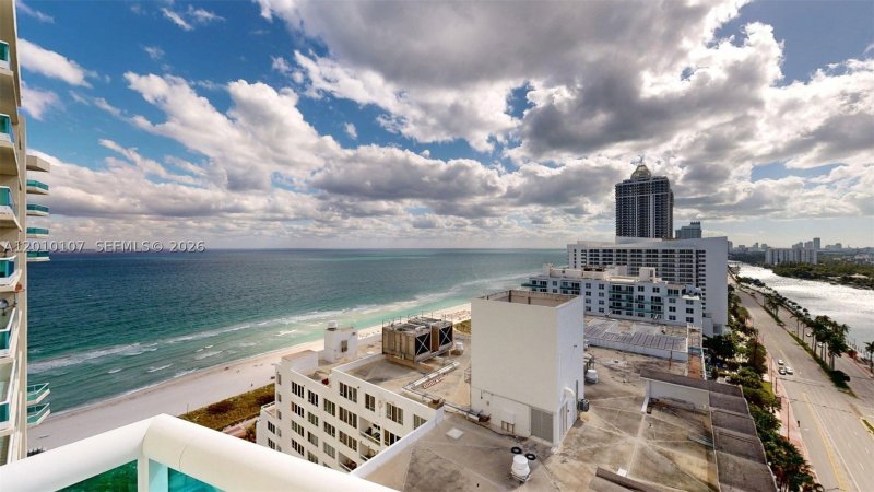 Condo for sale at Capobella 2206