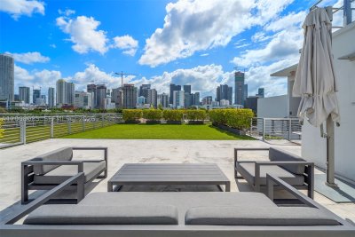 Comprar apartamento en Eleven in the Roads 208