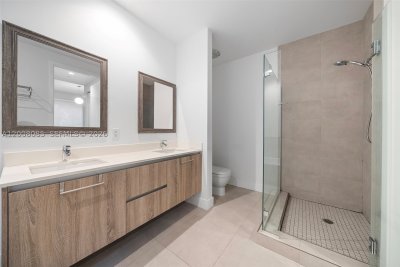 Comprar apartamento en Eleven in the Roads 208