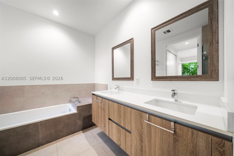 Comprar apartamento en Eleven in the Roads 208