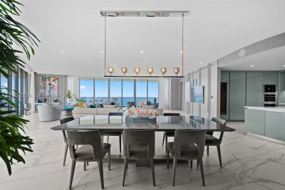 Comprar apartamento no Residences by Armani / Casa 5200