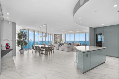 Comprar apartamento no Residences by Armani / Casa 5200