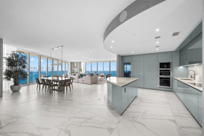 Comprar apartamento no Residences by Armani / Casa 5200