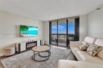 Aluguel de apartamento no Mystic Pointe 400 3302