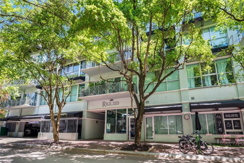 Apartment for rent at Rice 3333 301