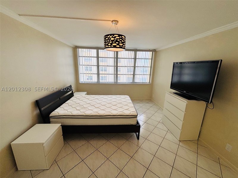 Condo for sale at Imperial Towers 622