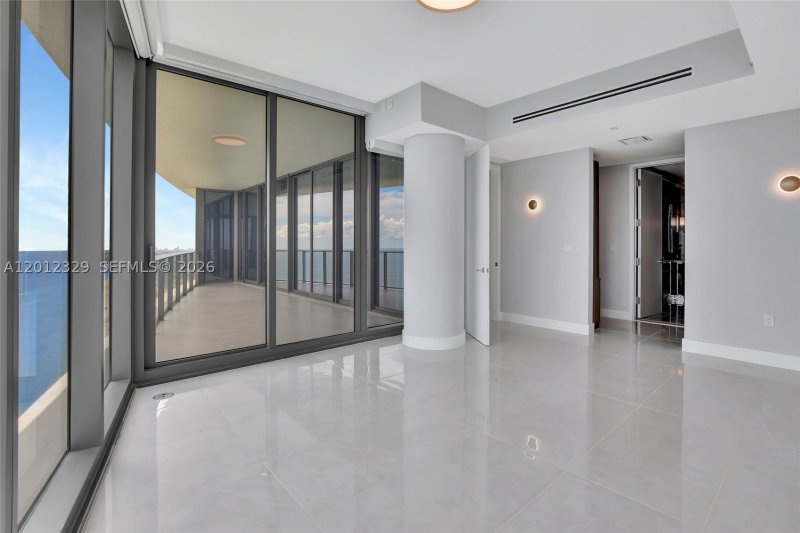 Alquiler de apartamento en Ritz Carlton Residences Sunny Isles 3804