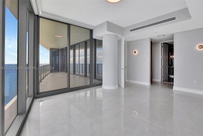 Alquiler de apartamento en Ritz Carlton Residences Sunny Isles 3804