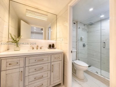 Alquiler de apartamento en Roney Palace 628