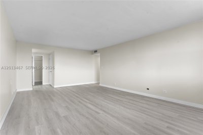 Comprar apartamento no The Cricket Club 601