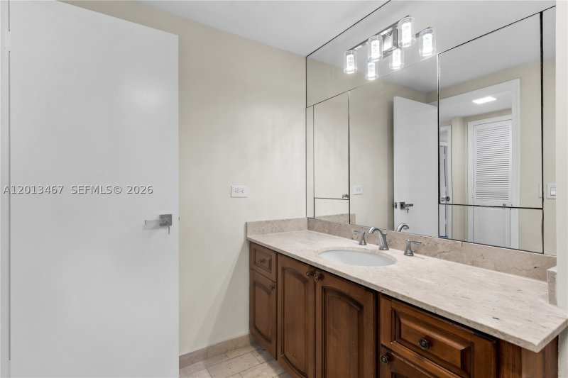 Condo for sale at The Cricket Club 601