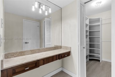 Comprar apartamento no The Cricket Club 601