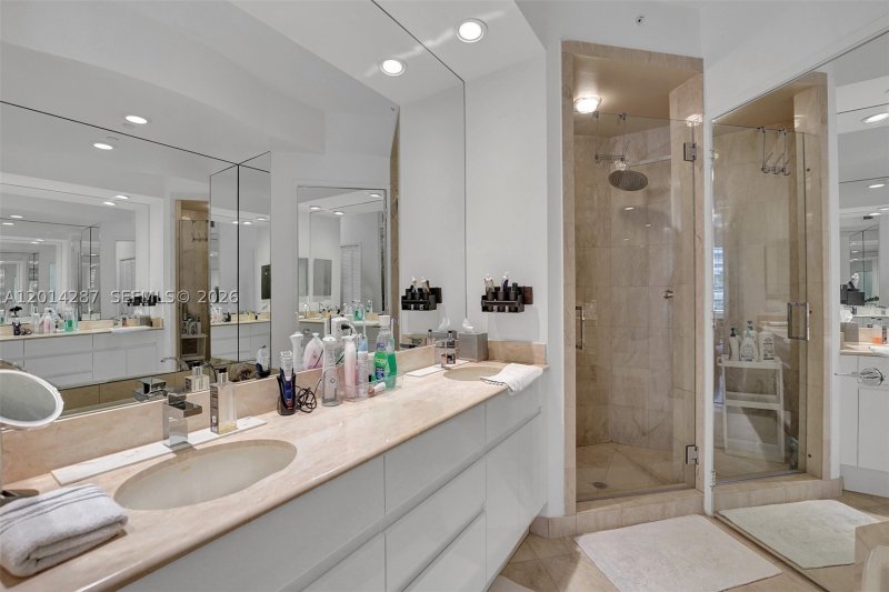 Apartment for rent at Ocean Club Resort Villa Two 406