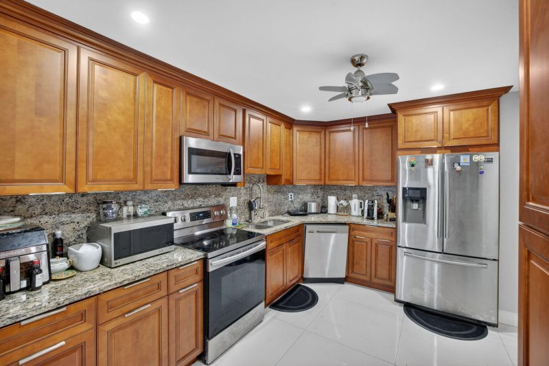 Comprar apartamento en Coral Ridge Towers South 701