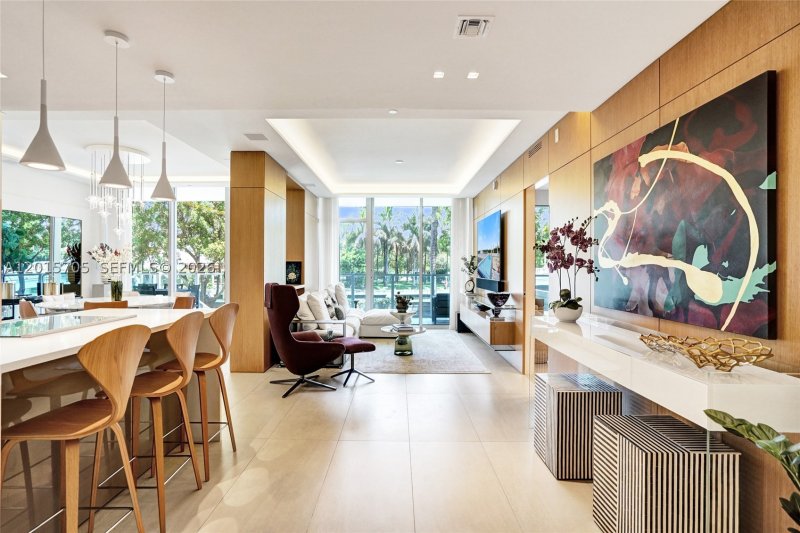 Condo for sale at Palau Sunset Harbor 204