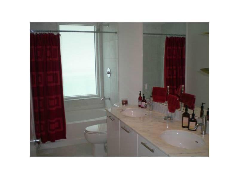 Condo for sale at The Plaza Tower II 701