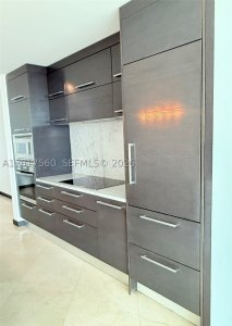 Comprar apartamento en 900 Biscayne 3803