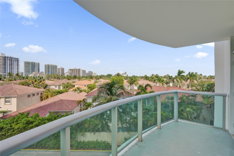 Condo for sale at Ocean Reserve 426