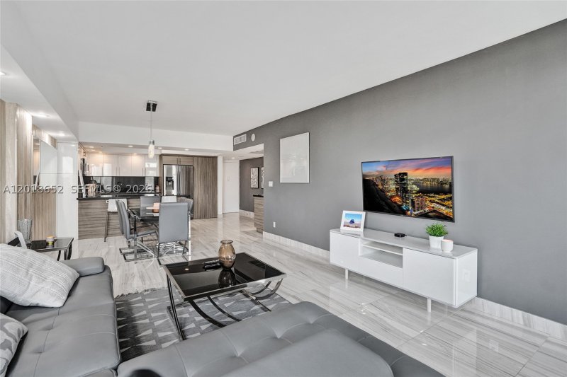 Condo for sale at Ocean Reserve 426
