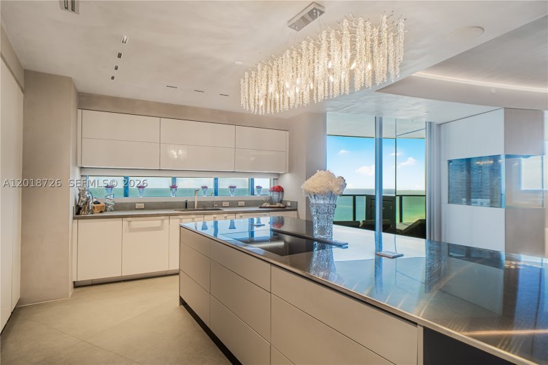 Condo for sale at Porsche Design Tower 3705
