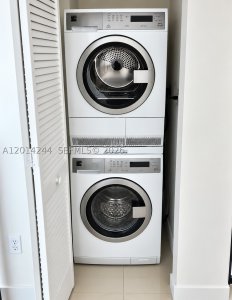 Comprar apartamento en Aston Martin Residences L-L32