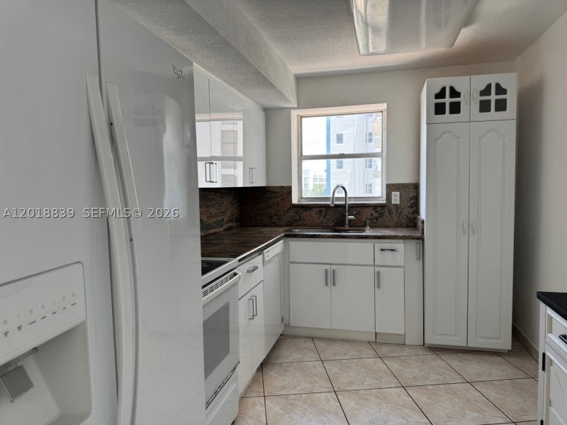 Apartment for rent at Maison Grande 537