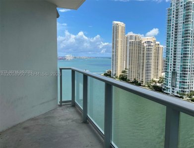 Comprar apartamento en Met 1 T-1606