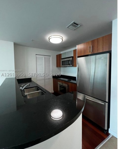 Comprar apartamento en Met 1 T-1606
