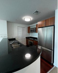 Comprar apartamento en Met 1 T-1606