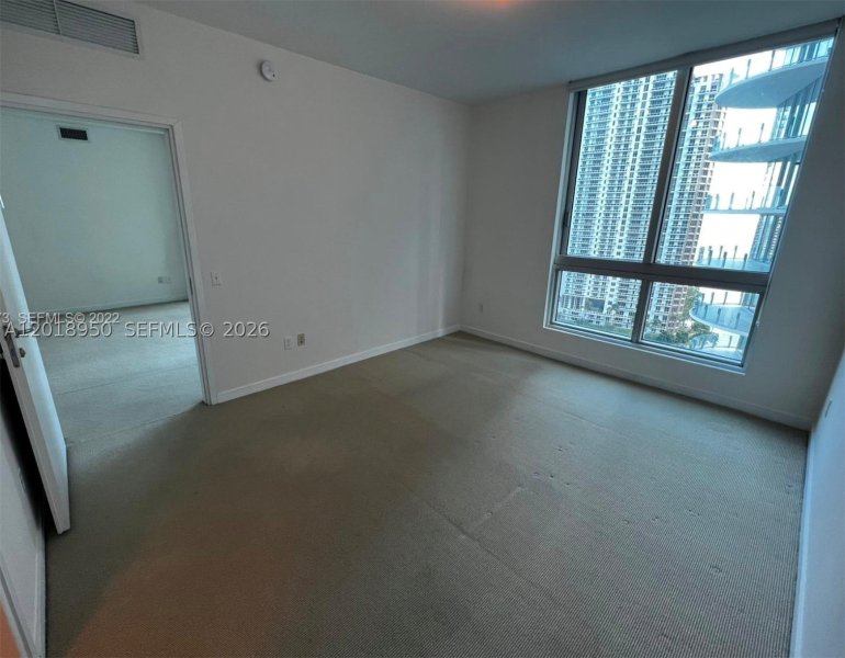 Comprar apartamento en Met 1 T-1606
