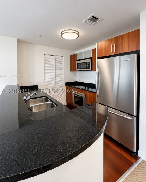 Condo for sale at Aston Martin Residences T-1606