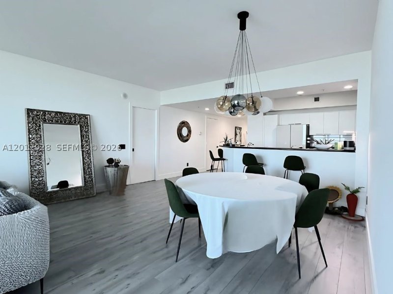 Condo for sale at One Fifty One at Biscayne 1708