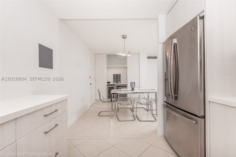 Apartment for rent at Oceanside Plaza 9U