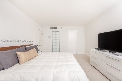 Aluguel de apartamento no Oceanside Plaza 9U