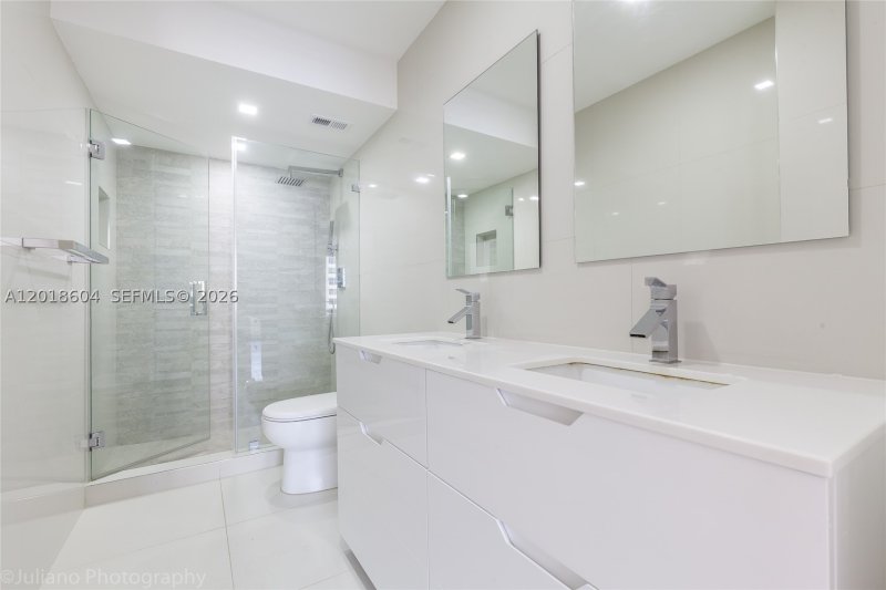 Apartment for rent at Oceanside Plaza 9U