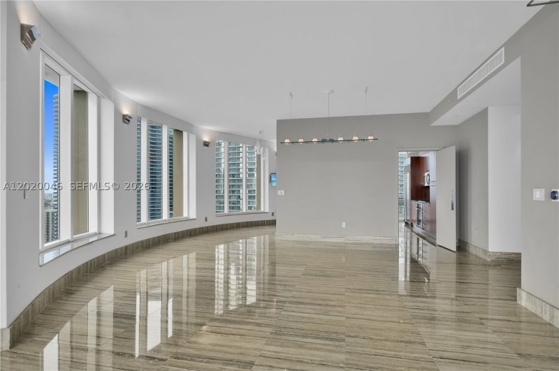 Condo for sale at Carbonell 3204