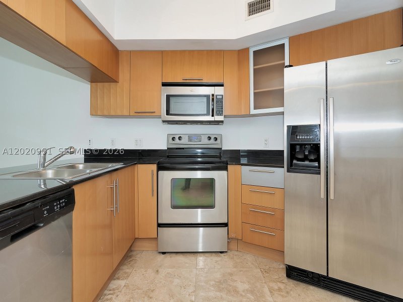 Apartment for rent at Opera Tower 1515