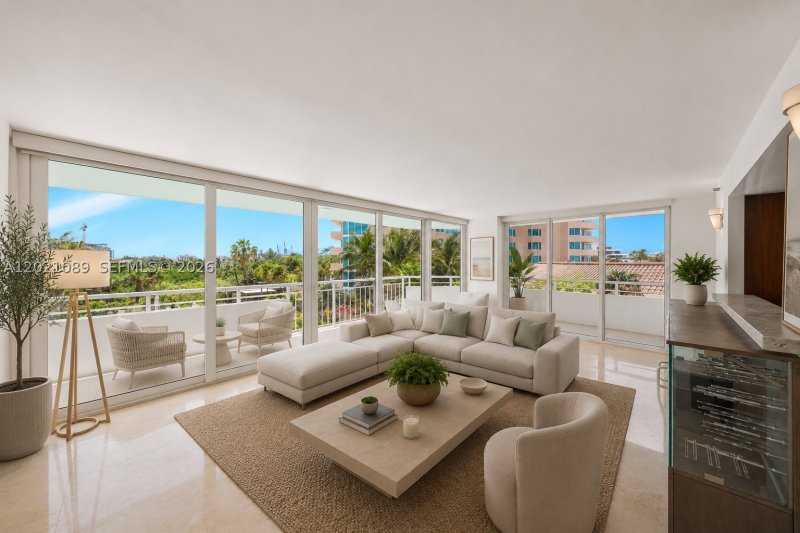 Apartment for rent at South Pointe Tower 409