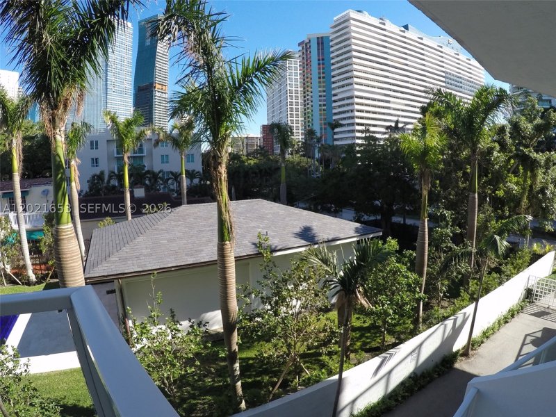 Apartment for rent at Lofts on Brickell 110