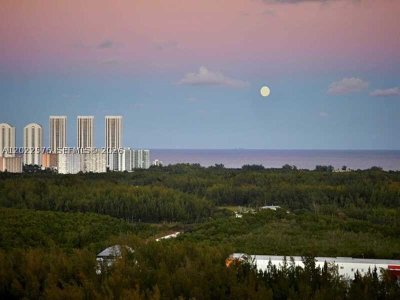 Comprar apartamento no One Fifty One at Biscayne 1909